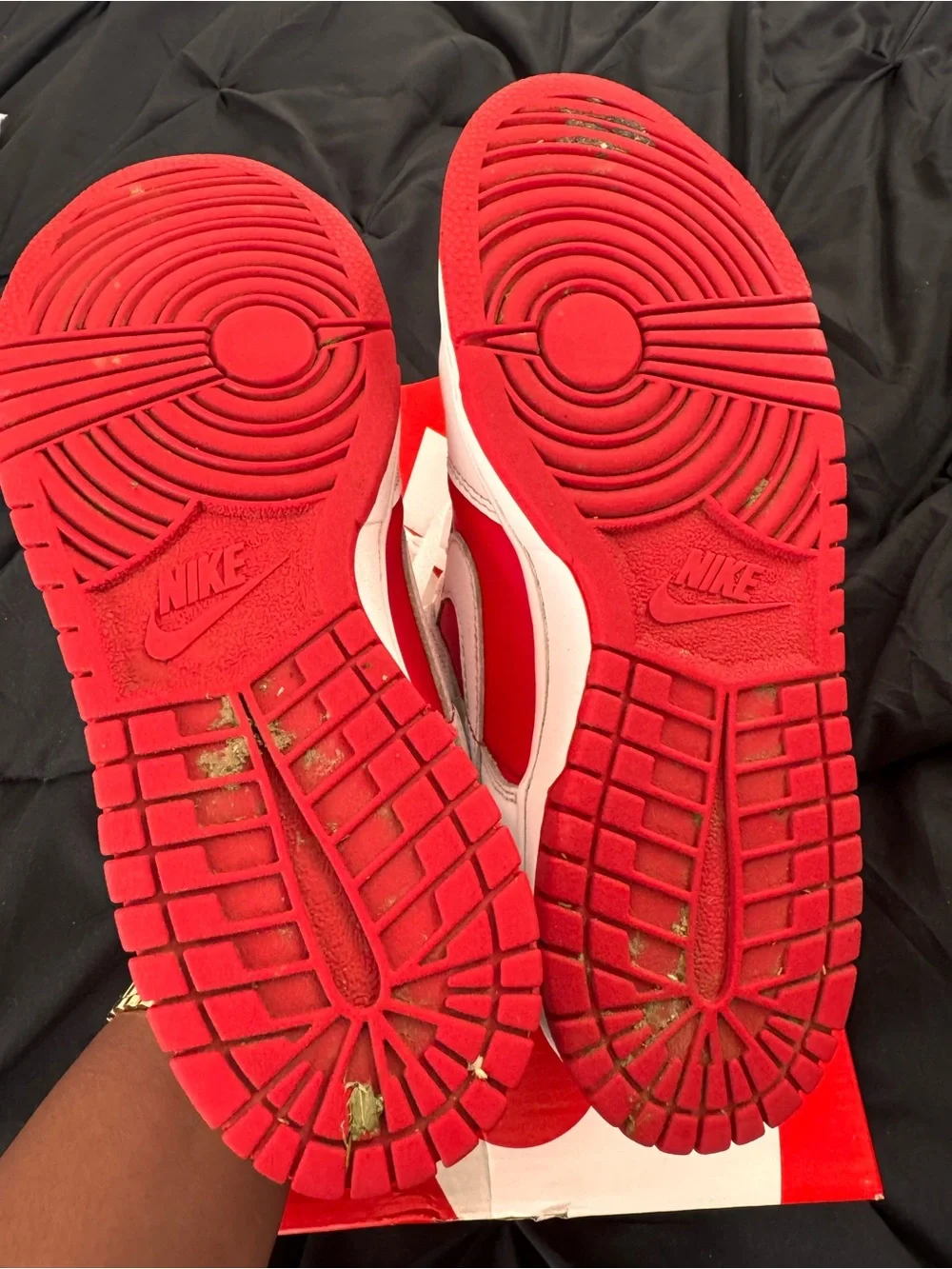 Nike Low-Top Sneakers in Red and White